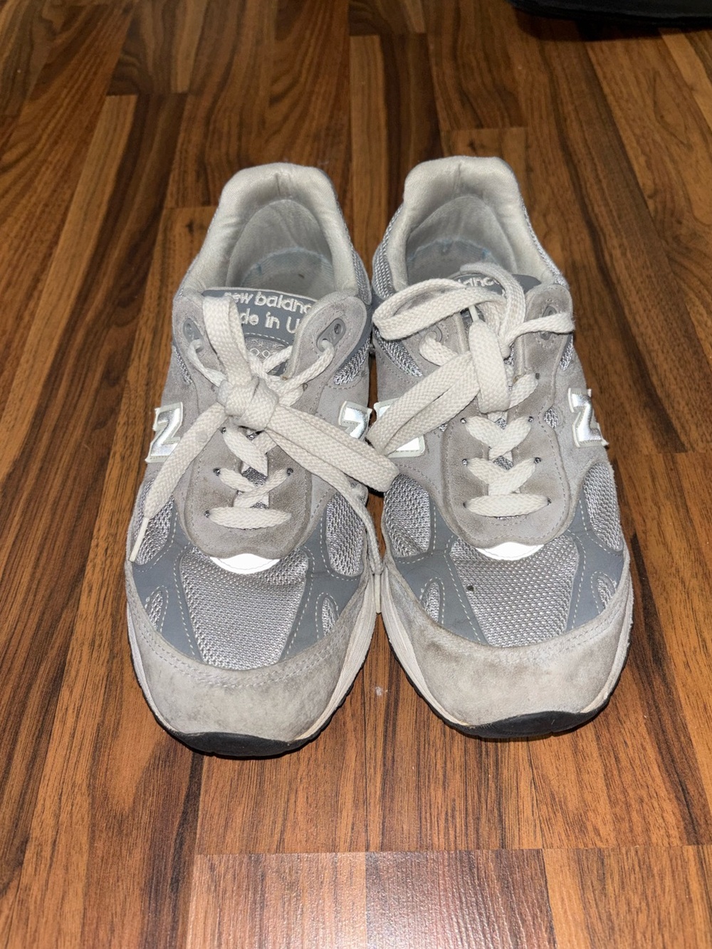 New Balance Sneakers in Gray and Cream